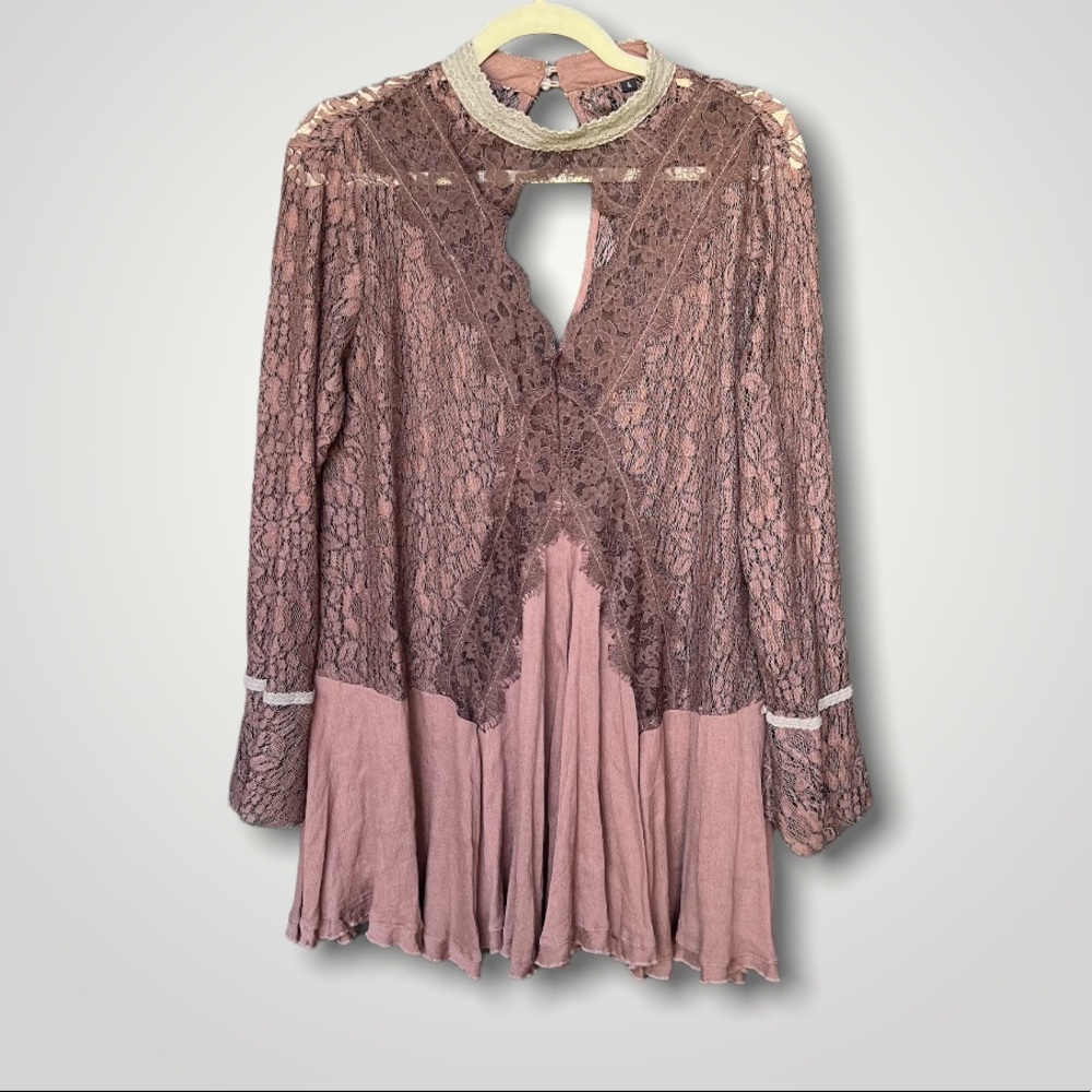 RARE CA Mode Brown Lace with Ruffle Tunic Free People Knock Off Very Cute L